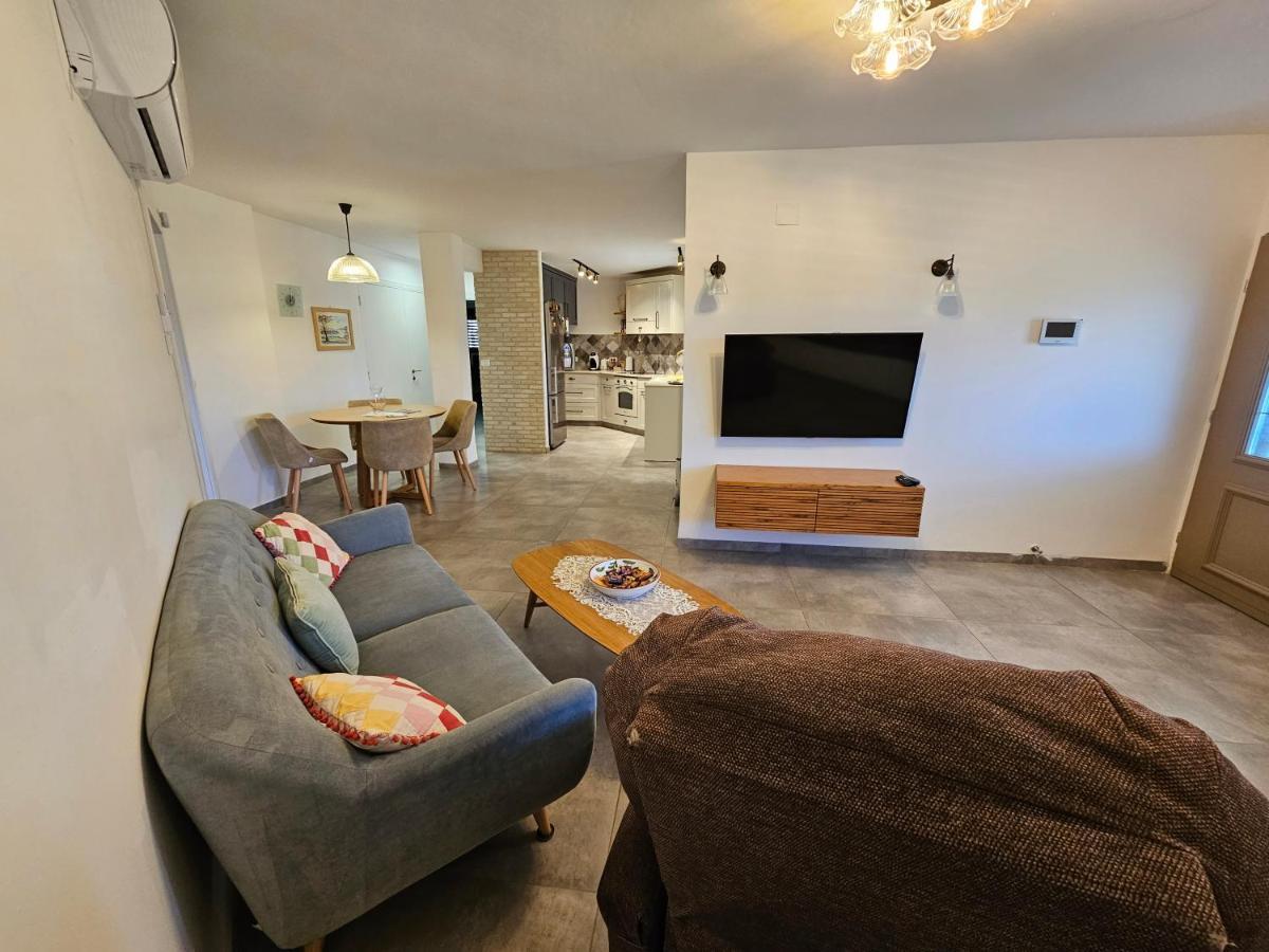 Reimond'S Place - Nahal Hilazon נחל חילזון Carmiel Exterior foto
